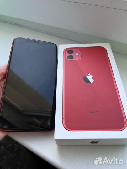 Телефон iPhone 11