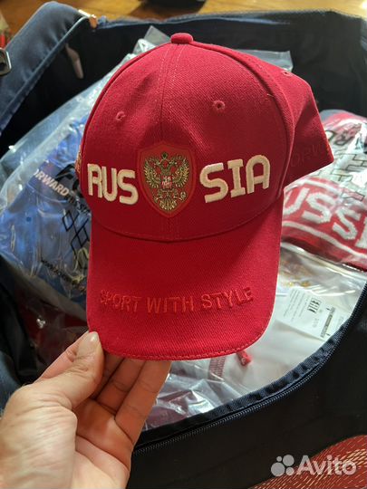 Кепки и шапки forward