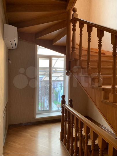 Дом 334 м² на участке 4 сот.