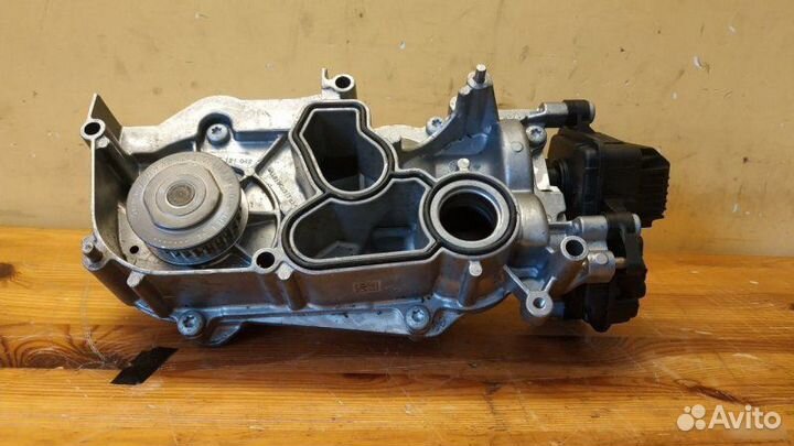 Водяная помпа Volkswagen Passat B8