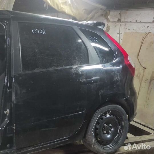 Крышка багажника Калина 2 sport