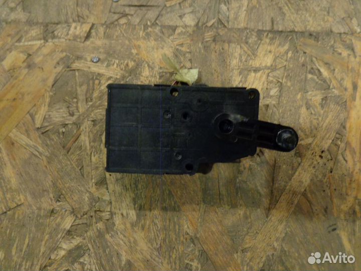 Aveo T250 Моторчик заслонок печки салона б/у