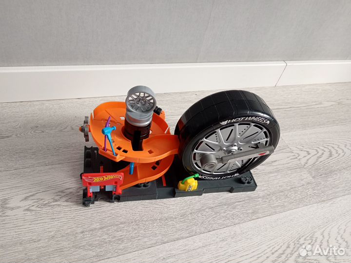 Шиномонтаж Hot Wheels