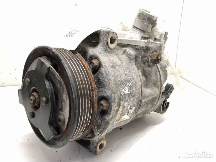 Компрессор кондиционера Volkswagen Caddy 3 2007
