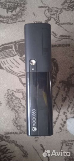 Xbox 360 2 джойстика + 9 игр 2015 года