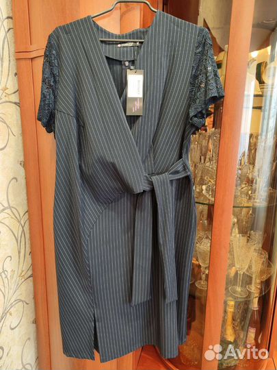 Платья (офисный вариант) 3 шт. 54 размер