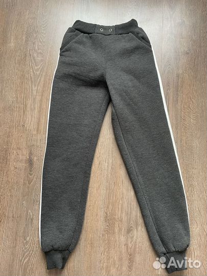 Спортивный костюм женский