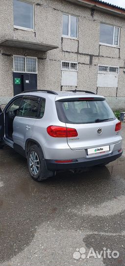 Volkswagen Tiguan, 2012