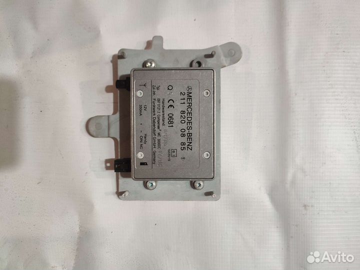 Антенный усилитель Mercedes S550 W221