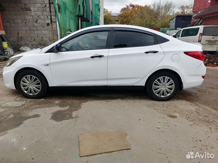 Hyundai Solaris 1.4 МТ, 2013, 330 000 км