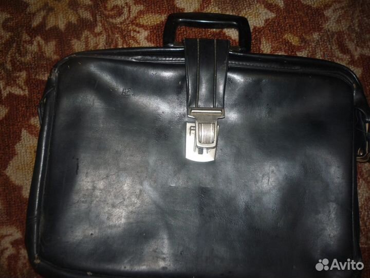 Чемоданы и портфели СССР