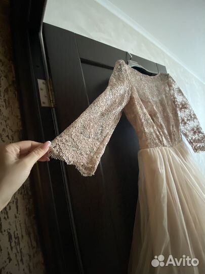 Вечернее платье