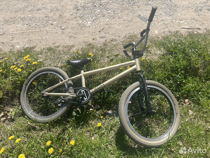 Трюковой велосипед bmx Tech Team