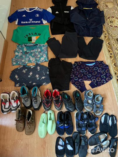 Вещи отдам 6-7 лет бронь