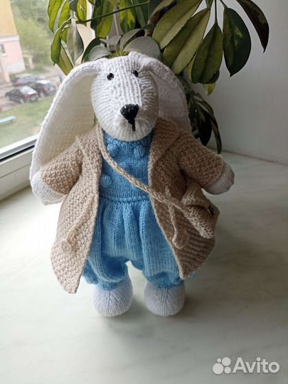 Мягкая игрушка заяц