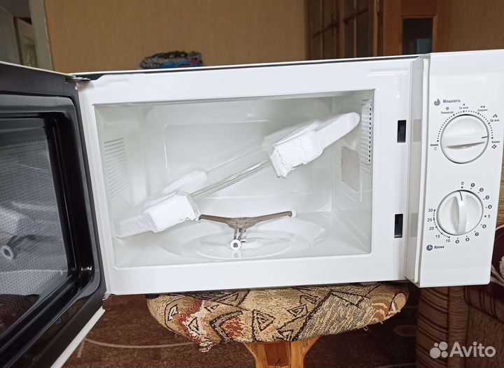 Микроволновая печь Elenberg MS-2009M