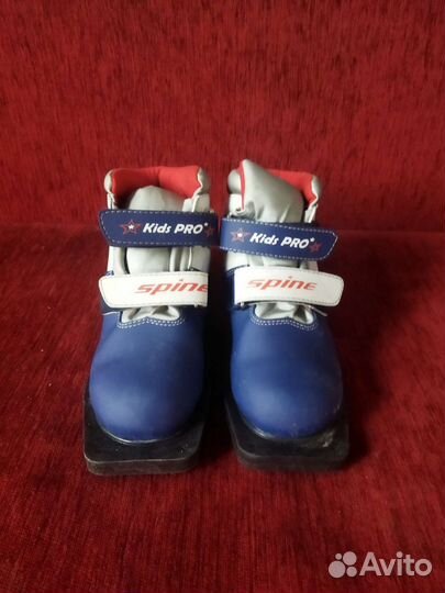 Лыжные ботинки классические