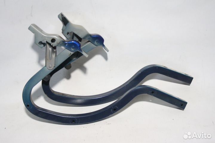 Петля багажника Kia Rio 3