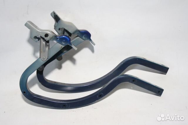 Петля багажника Kia Rio 3