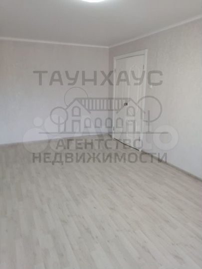2-к. квартира, 60 м², 2/9 эт.