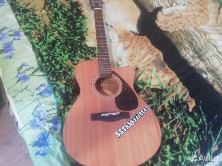 Гитара-электроакустическая