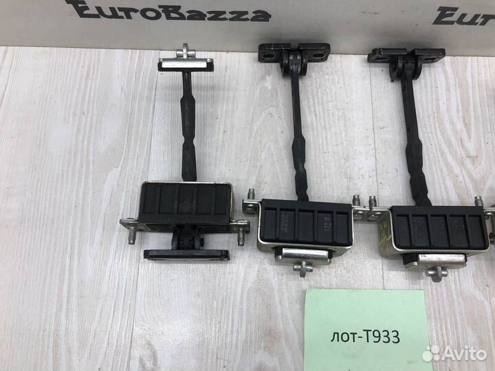 Ограничители дверей Mercedes W211