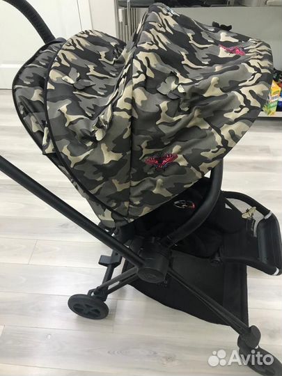 Детская прогулочная легкая коляска бу