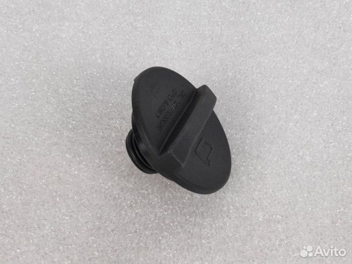 Крышка расширительного бачка Mercedes-Benz