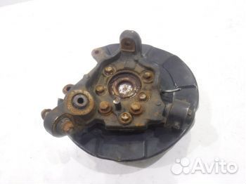 Кулак задний правый Ниссан