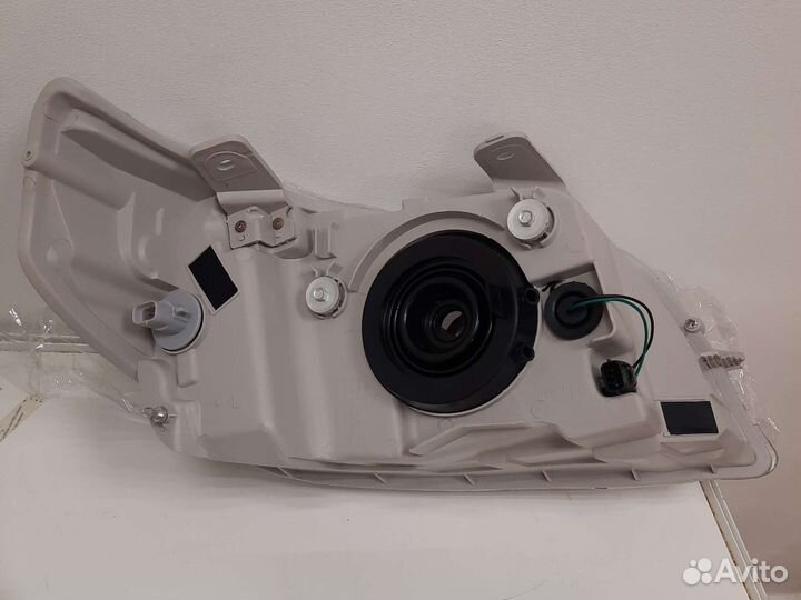 Левая фара Chevrolet aveo t255
