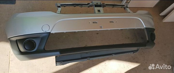 Бампер Renault новый