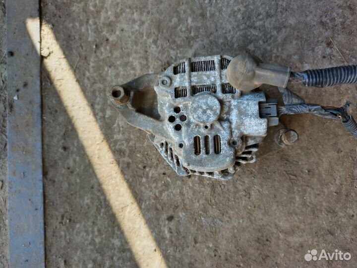 Генератор Mitsubishi Colt z30