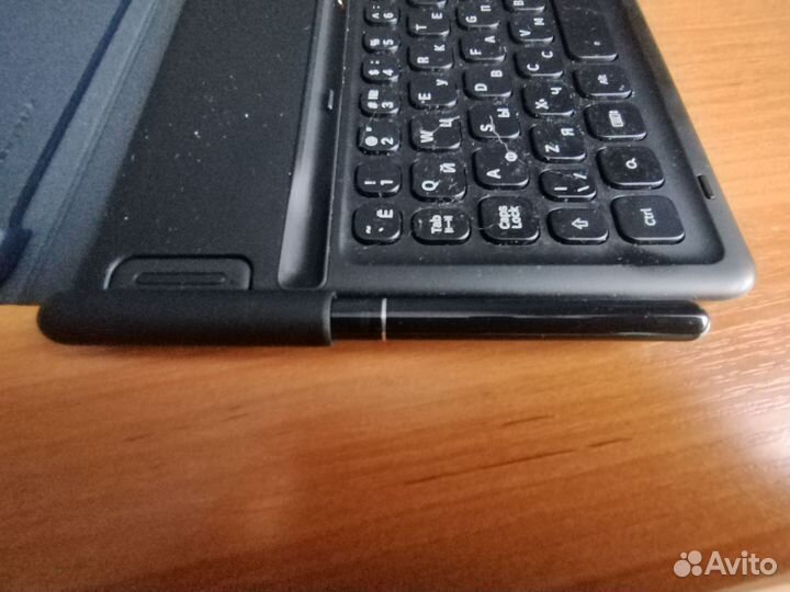 Чехол клавиатура со стилусом оригинал Galaxy S4