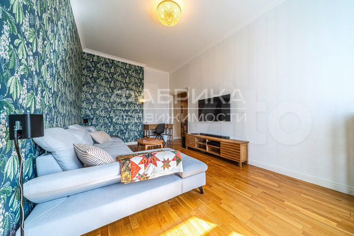 3-к. квартира, 72 м², 5/5 эт.