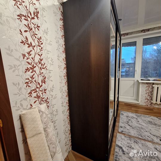 Шкаф купе с зеркалом бу