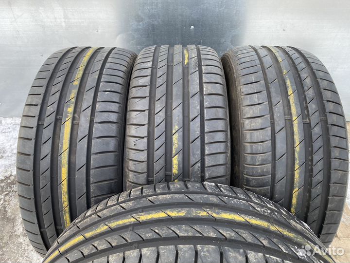 Kumho Ecsta PS71 235/50 R18 101Y