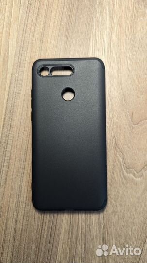 Защитный чехол на телефон Honor View 20