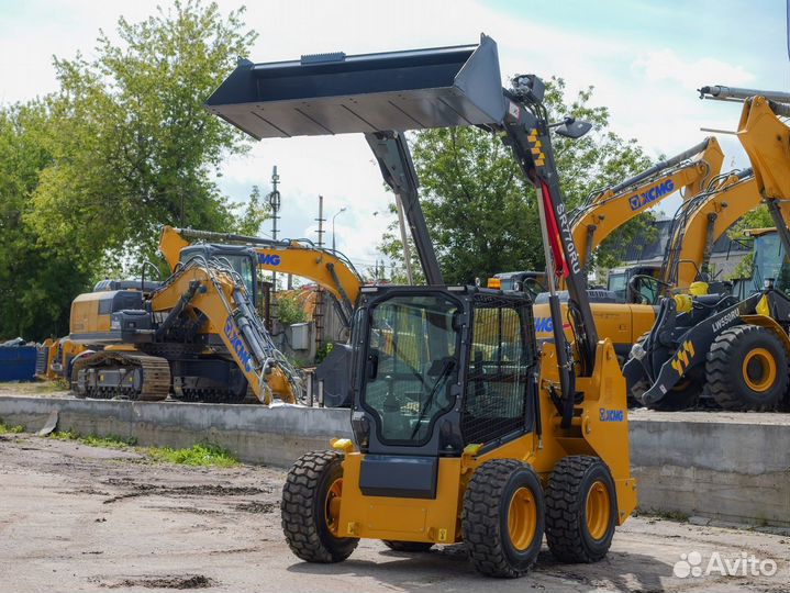 Мини-погрузчик XCMG SR770RU, 2023