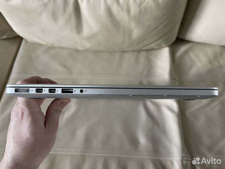 Apple MacBook Pro 15 2015 (отличное состояние)