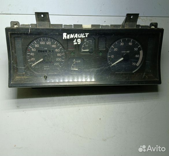 Щиток приборов Renault 19