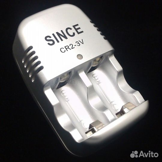 Зарядное устройство для CR2 аккумуляторов