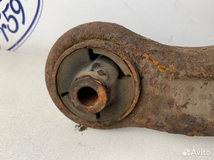 Рычаг передней подвески левый Suzuki Grand Vitara