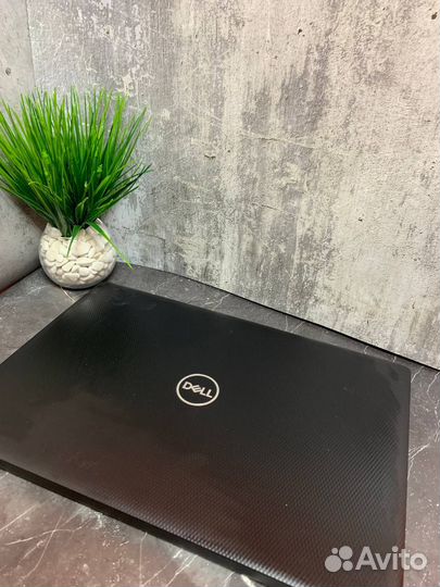 Ноутбук Dell ryzen 3/4gb RAM