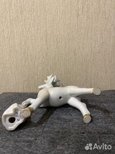 Фарфоровые статуэтки