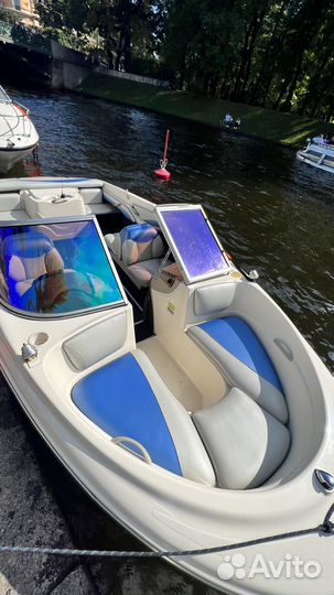 Катера яхты моторная яхта суда