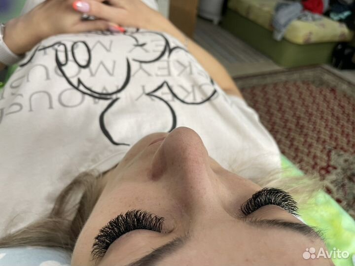 Наращивание ресниц на дому