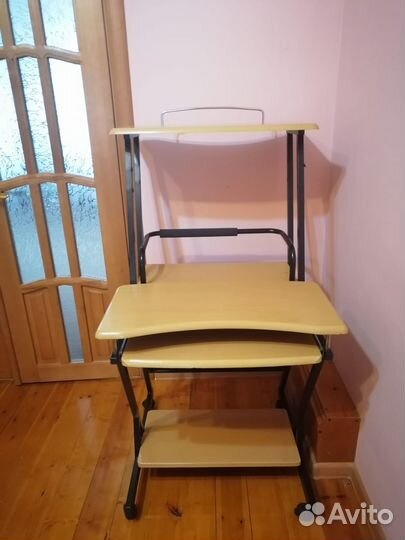 Компьютерный стол