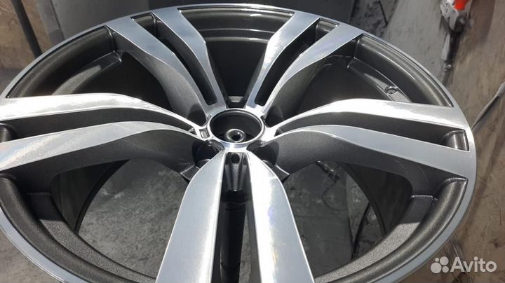 Диски BMW r20 300 стиль