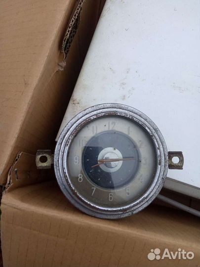 Часы авто. Волга 21