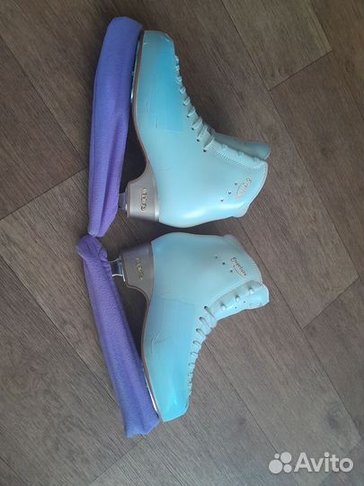 Фигурные коньки edea 265